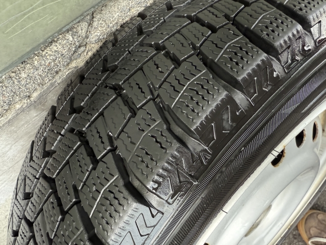 スタッドレスタイヤの選び方