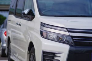 トヨタ・ヴォクシーのタイヤサイズ早見表｜純正・推奨サイズや注意点を解説